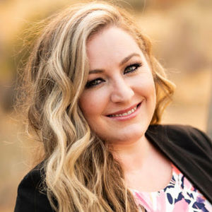 Meet your Posher, Lynette